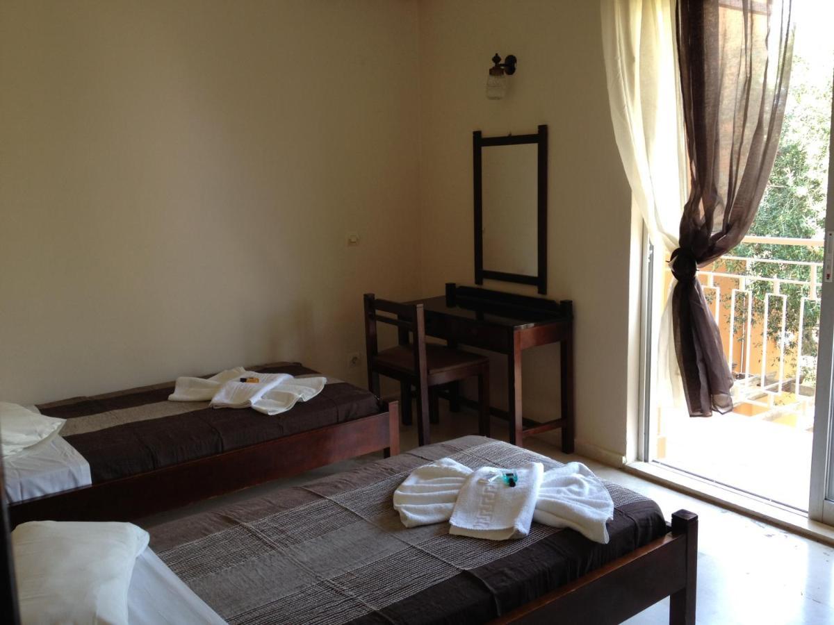 Pantheon Hall 2* Mesongi