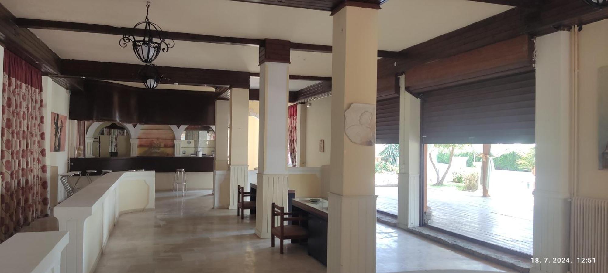 Hotel Pantheon Hall Mesongi