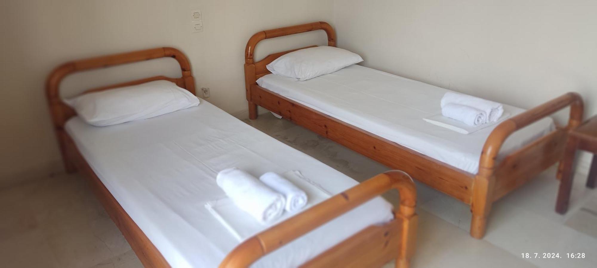 Pantheon Hall Hotel Mesongi