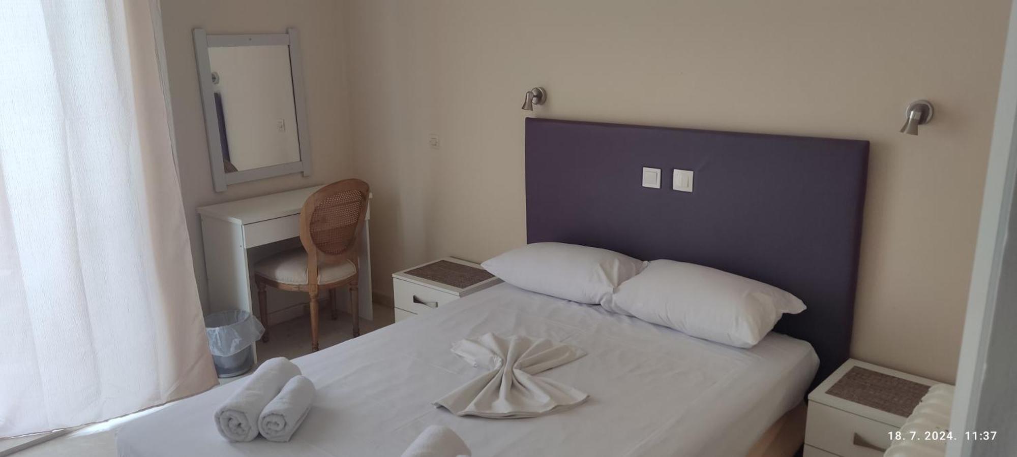 Pantheon Hall Hotel Mesongi