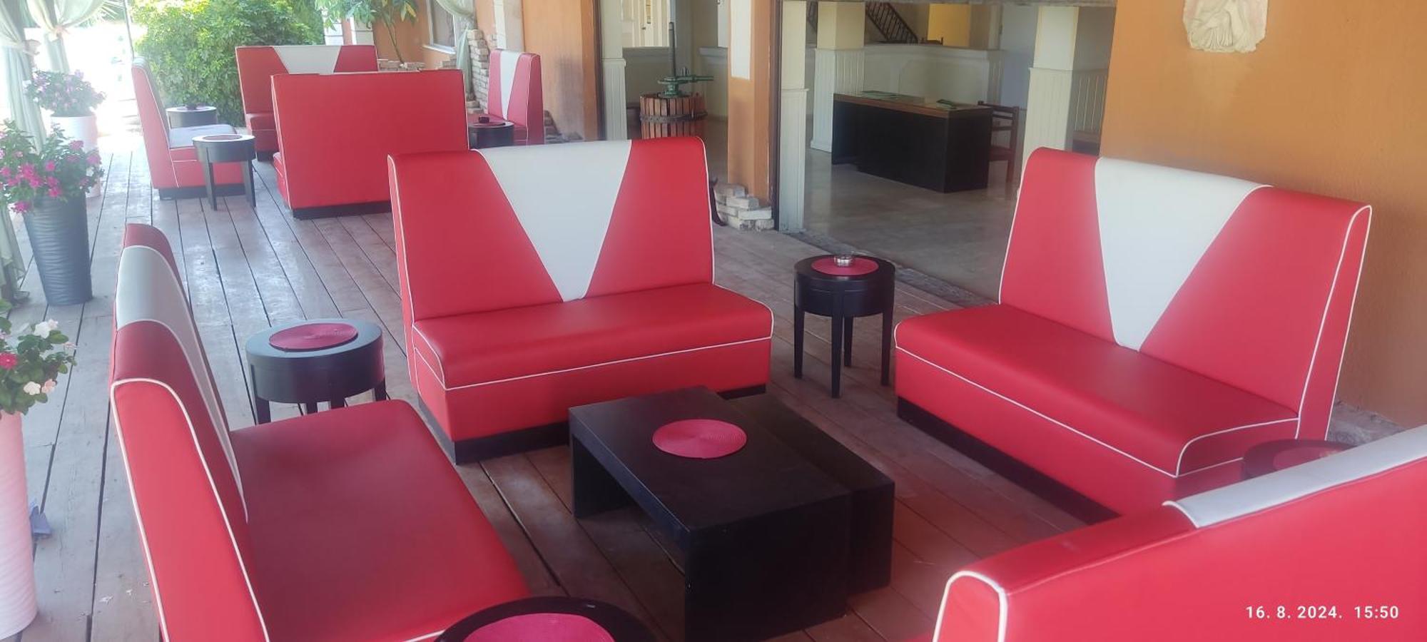 Hotel Pantheon Hall Mesongi