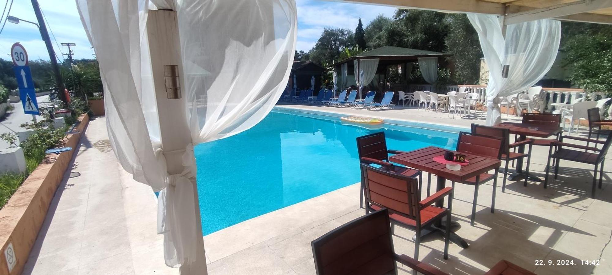 Hotel Pantheon Hall 2*